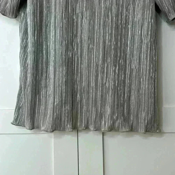 Ann Taylor Medium blouse metallic - Picture 5 of 10